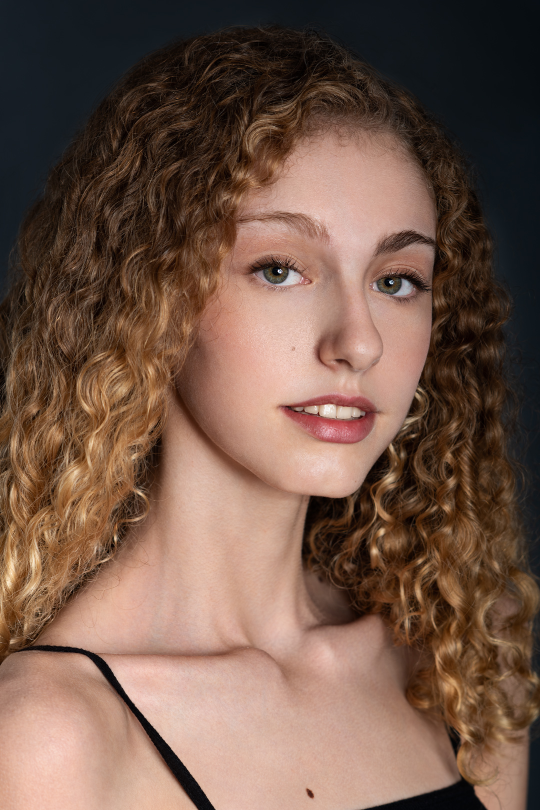 Lili/Socialite