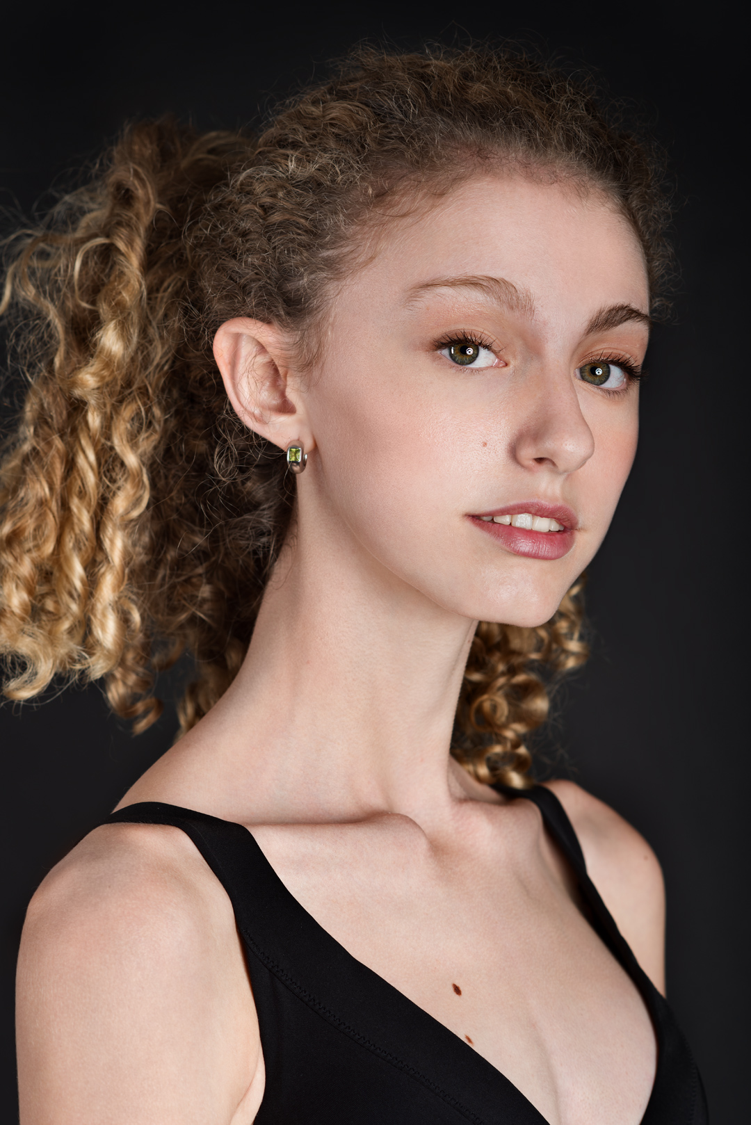 Lili/Socialite